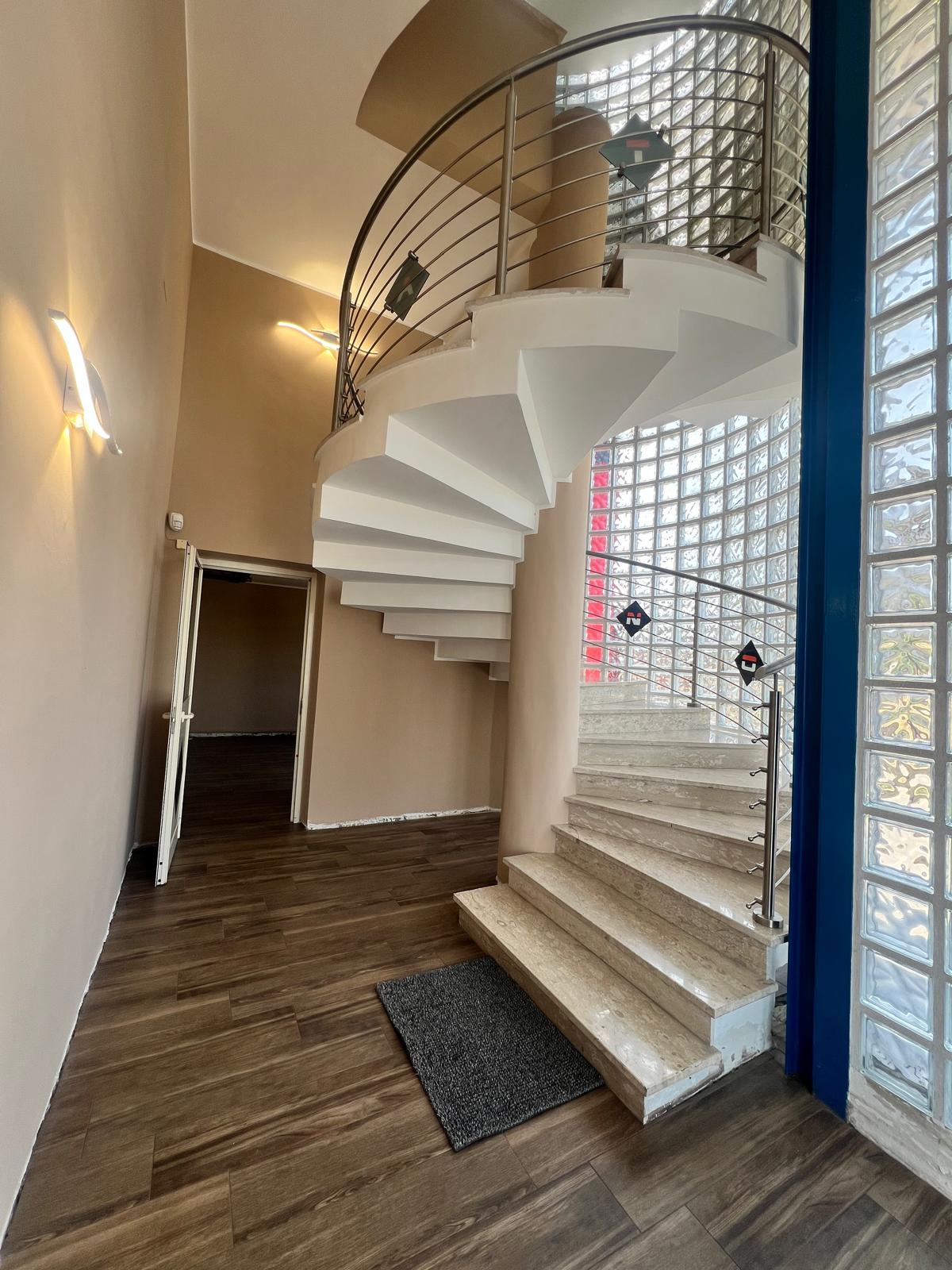 Interno Metalfino 3